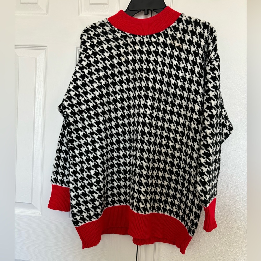 Size large GARAN by Marita VINTAGE houndstooth sweater.  Bright red yarn trim.